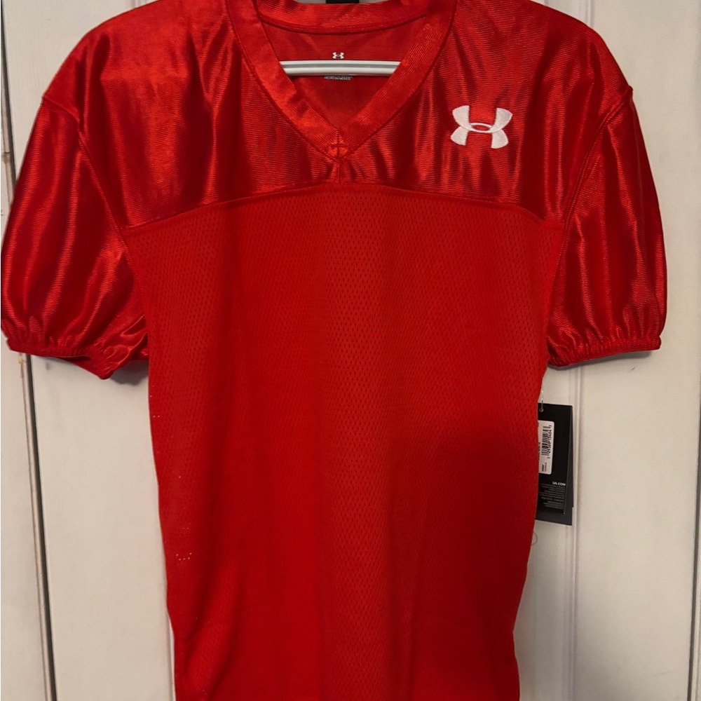 Under Armour HeatGear Red Top